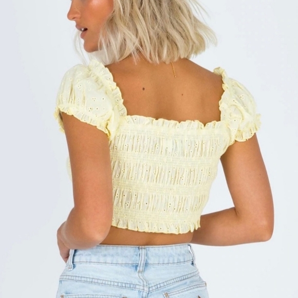 Princess Polly Lemon Yellow Crop Top Size 2 - Picture 2 of 5